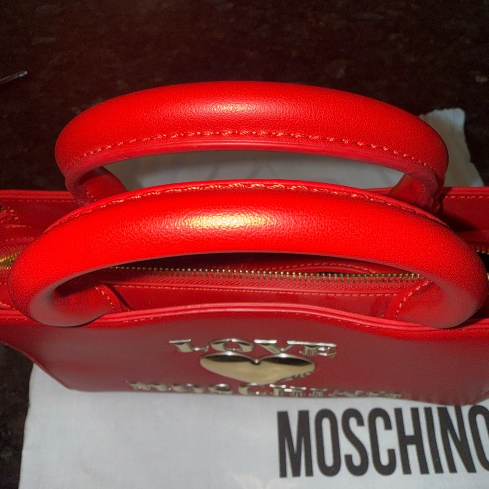 Love Moschino Red Satchel with Gold Heart Logo - Picture 10 of 11